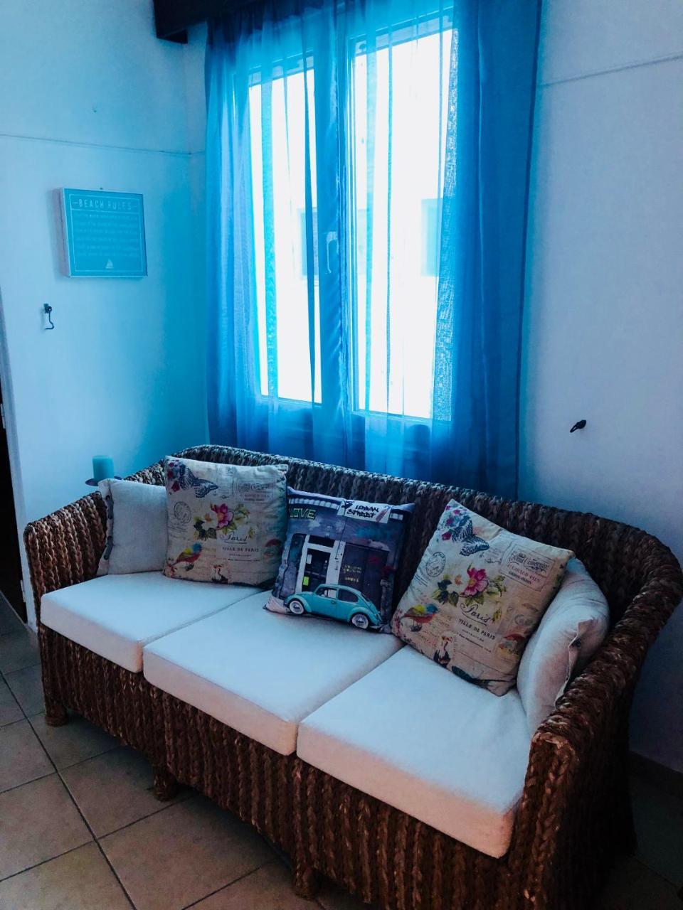 Hotel George Ágios Kírykos 외부 사진