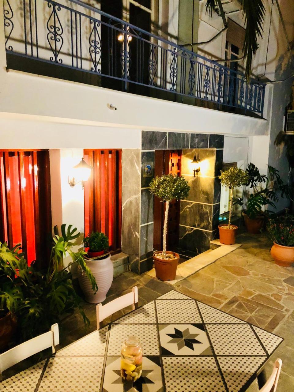 Hotel George Ágios Kírykos 외부 사진