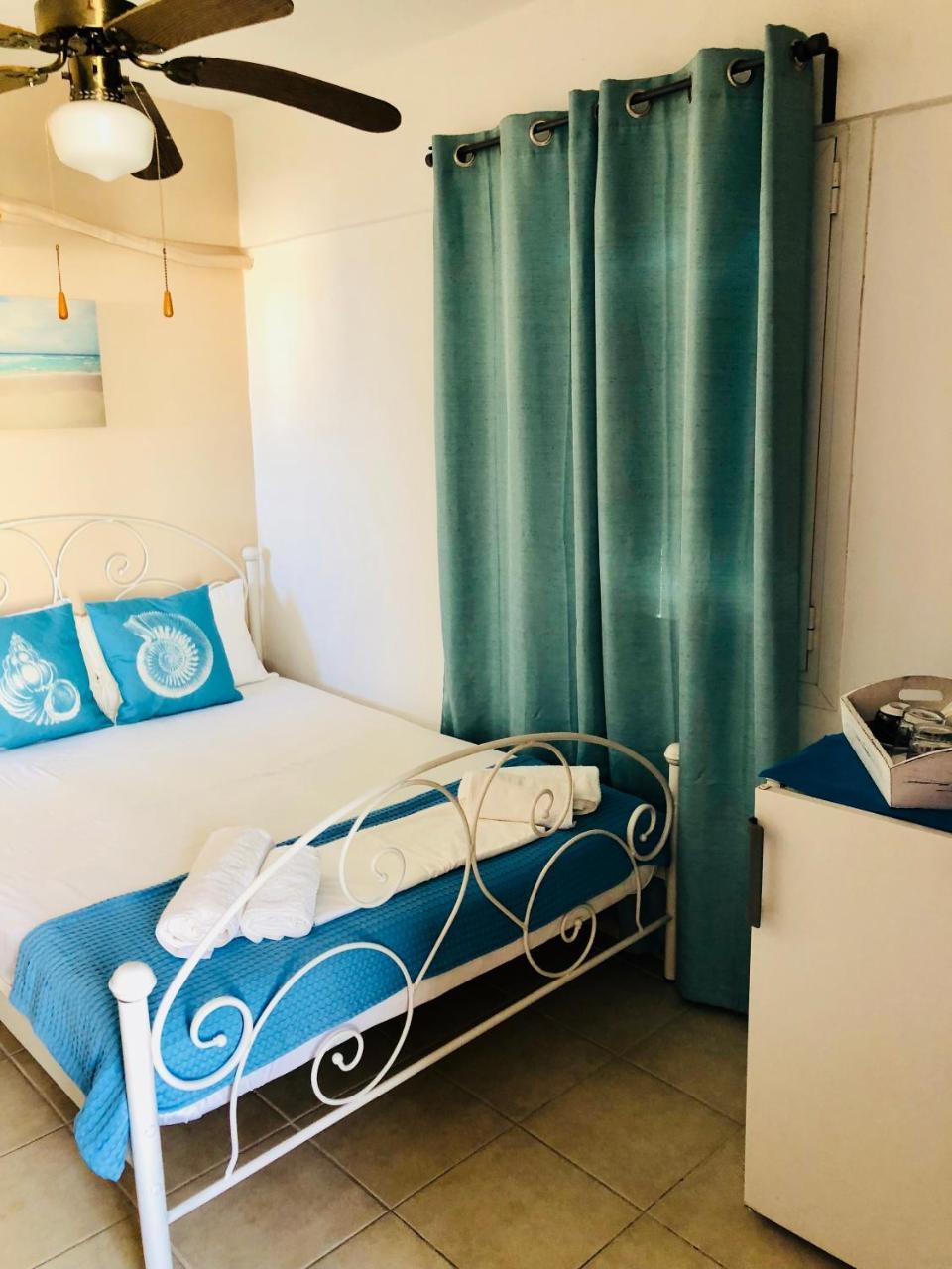 Hotel George Ágios Kírykos 외부 사진